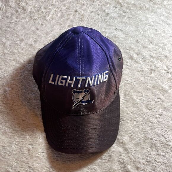 Vintage puma, Tampa Bay Lightning hat - Picture 2 of 9